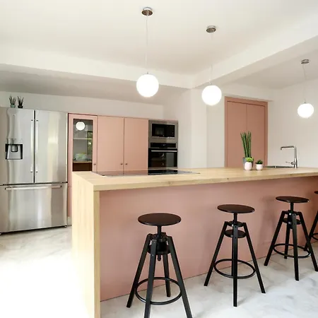 Spacious Seafront With Pool, Tennis, Gym & Bbq L * Zaboric