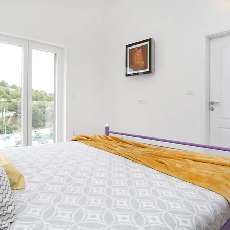 Vila Spacious Seafront With Pool, Tennis, Gym & Bbq L Zaboric